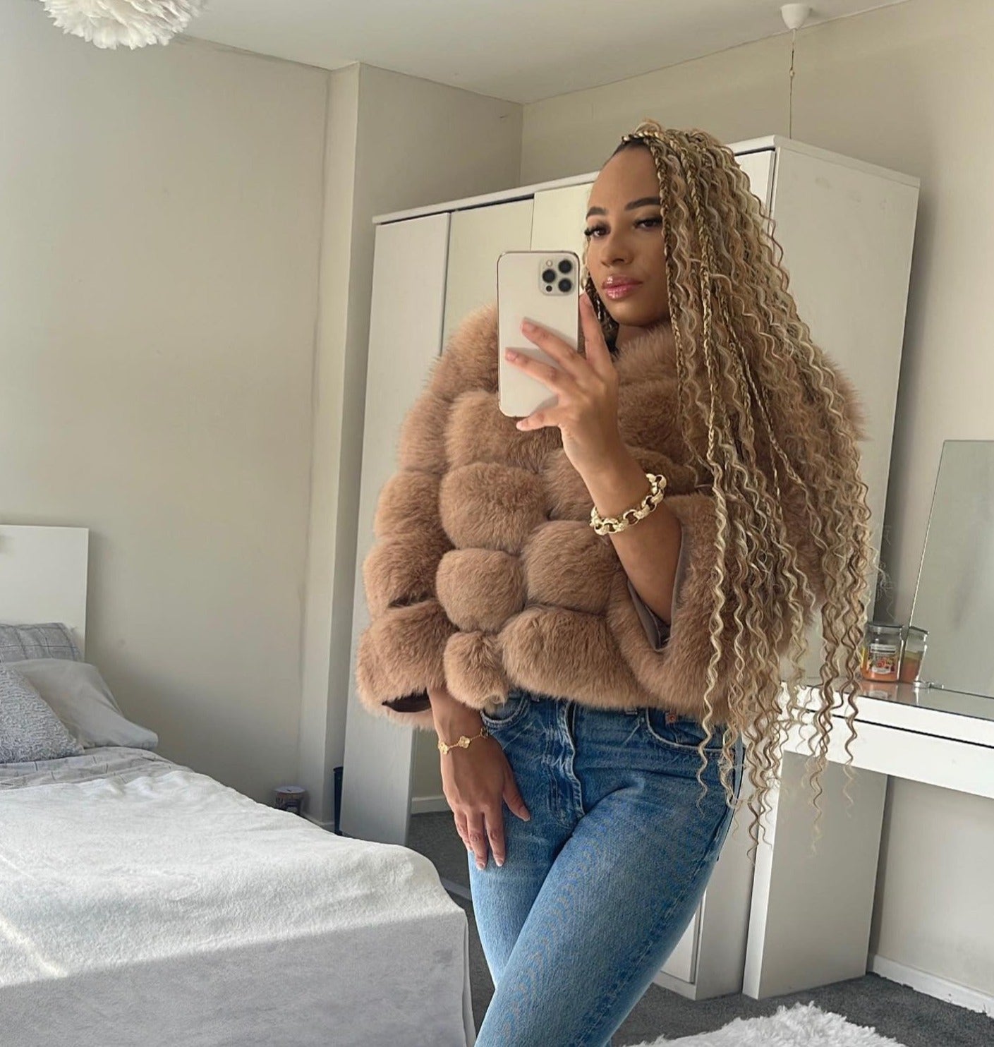 ‘Deep Camel’ Premium 5 Row Cropped Sleeve Fox Fur Coat (10/18 Day Delivery)