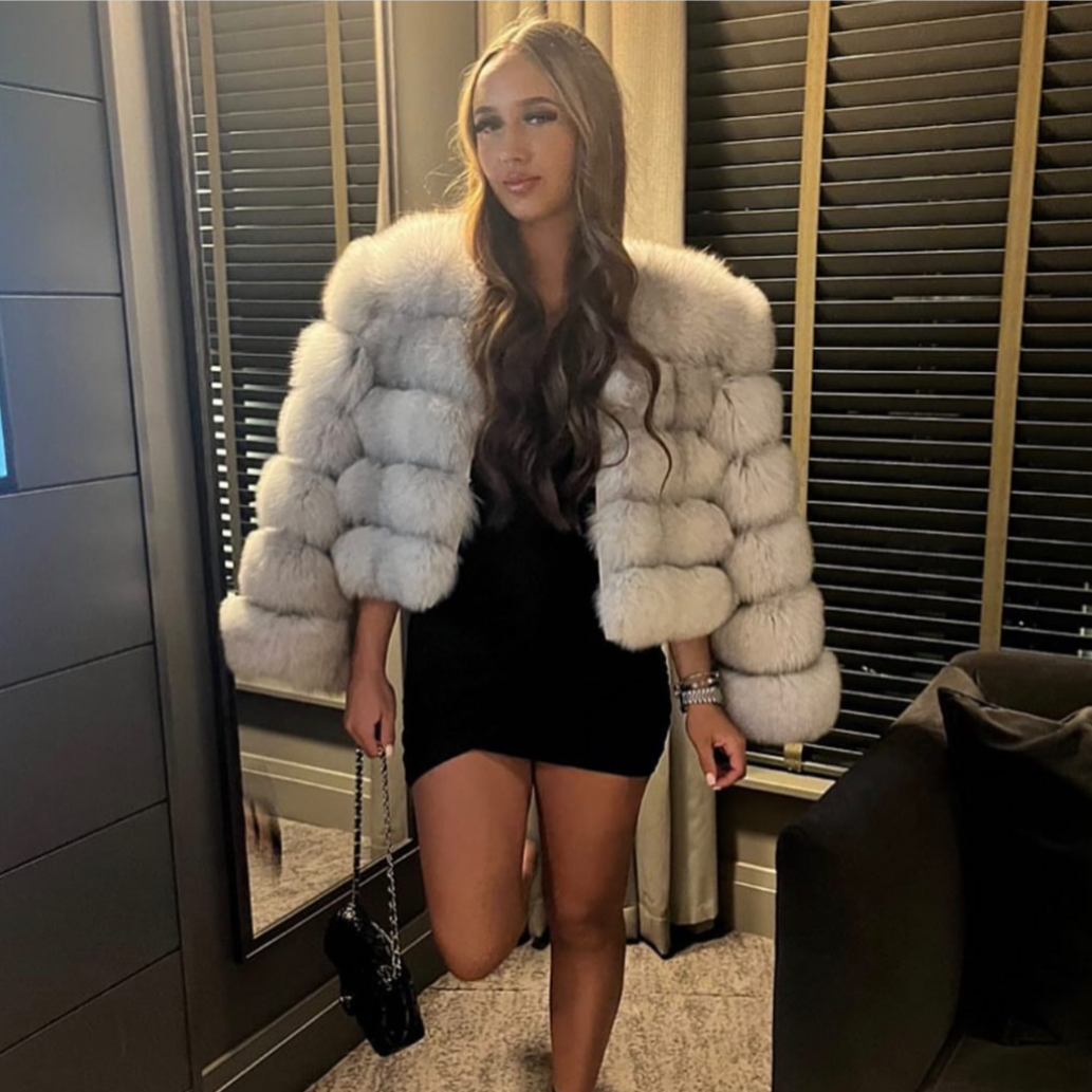 ‘Frost White’ Premium 5 Row Cropped Sleeve Fox Fur Coat (10/18 Day Delivery)