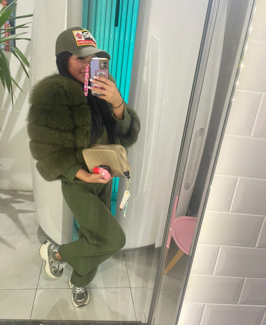 ‘Khaki’ Premium 5 Row Cropped Sleeve Fox Fur Coat (10/18 Day Delivery)