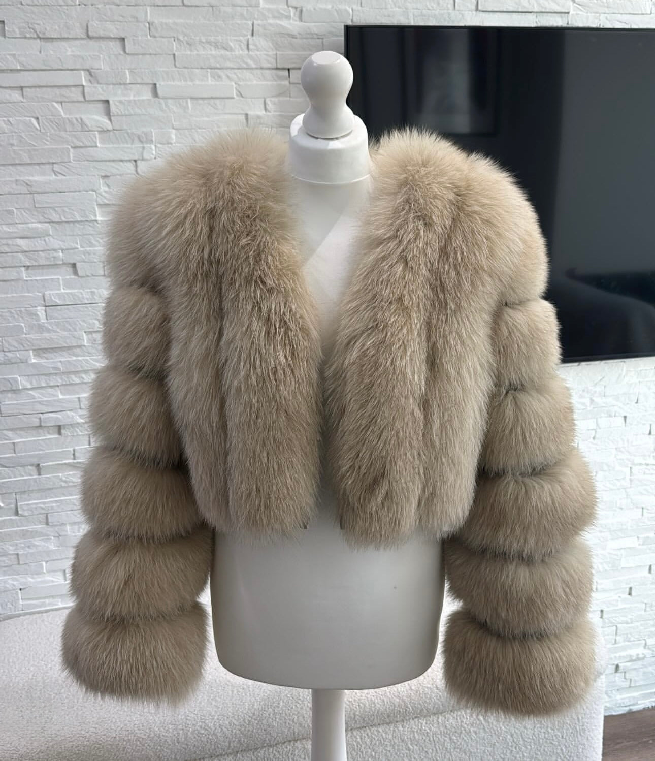 Vertical ‘Beige’ Premium Full Sleeve Fox Fur Coat (10/18 Day Delivery)