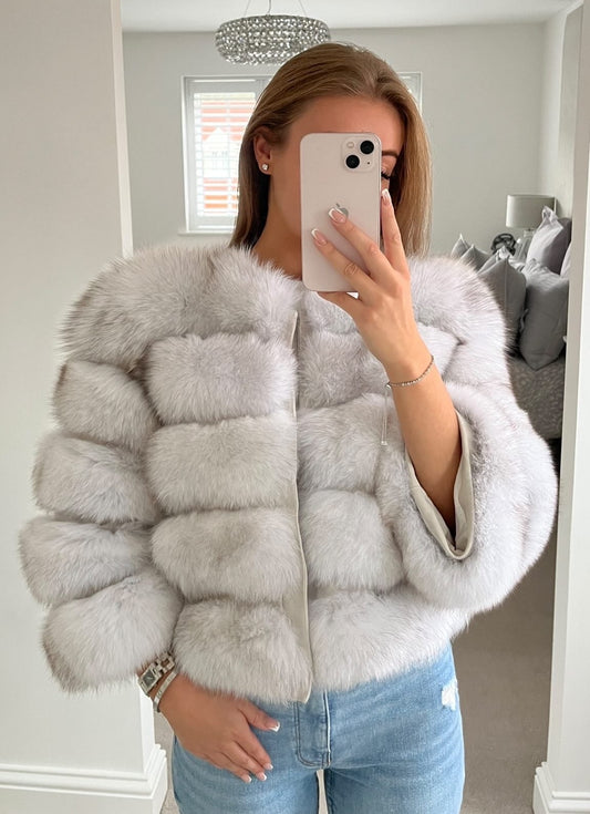 ‘Frost White’ Premium 5 Row Cropped Sleeve Fox Fur Coat (10/18 Day Delivery)