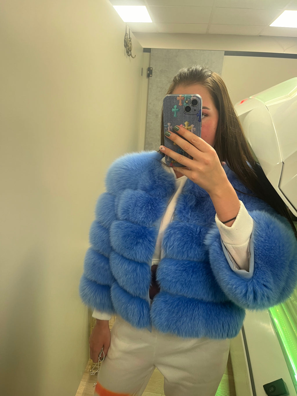 ‘Bubblegum Blue’ Premium 5 Row Cropped Sleeve Fox Fur Coat (10/18 Day Delivery)