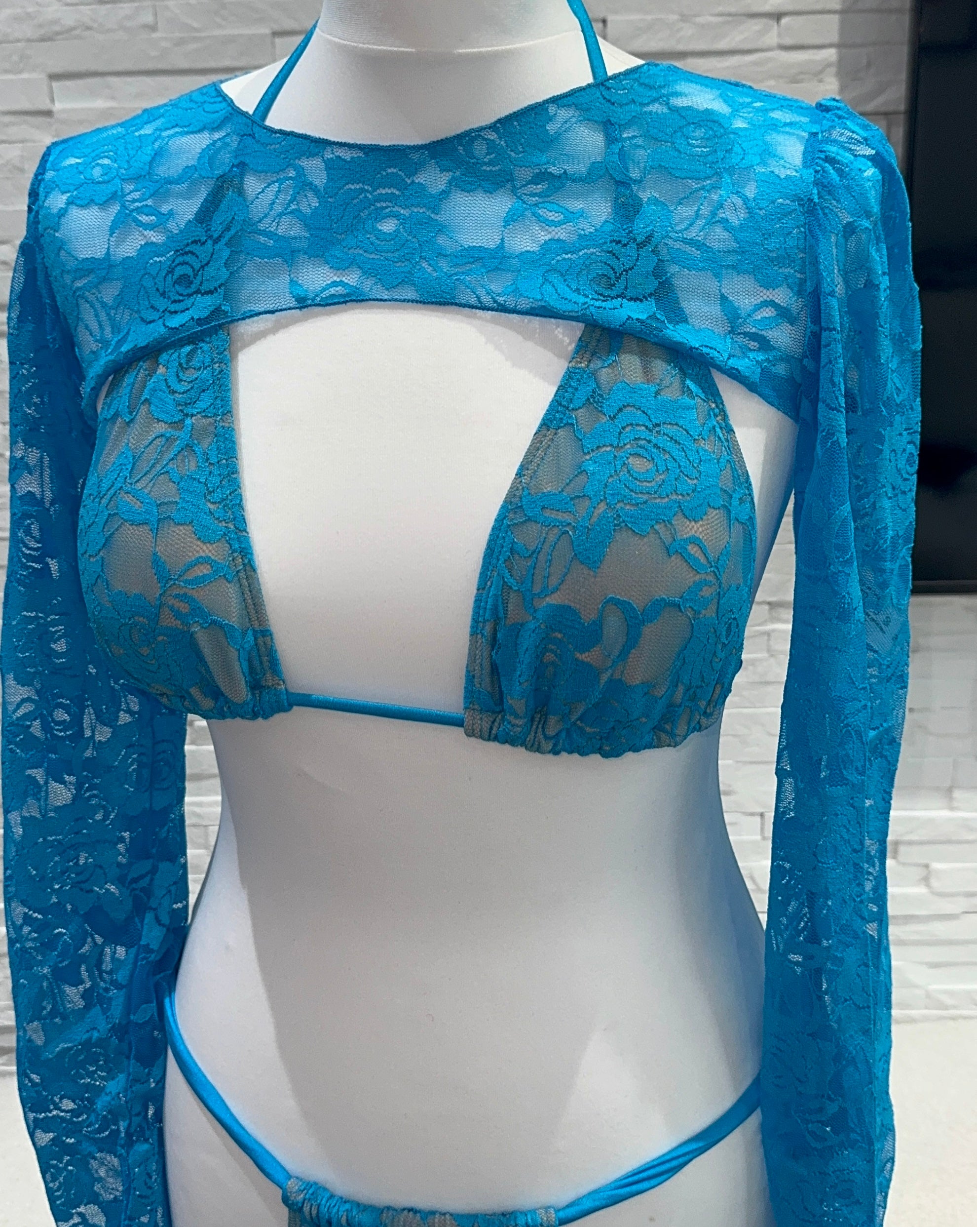 ‘Belle’ Blue Lace 3 Piece Set