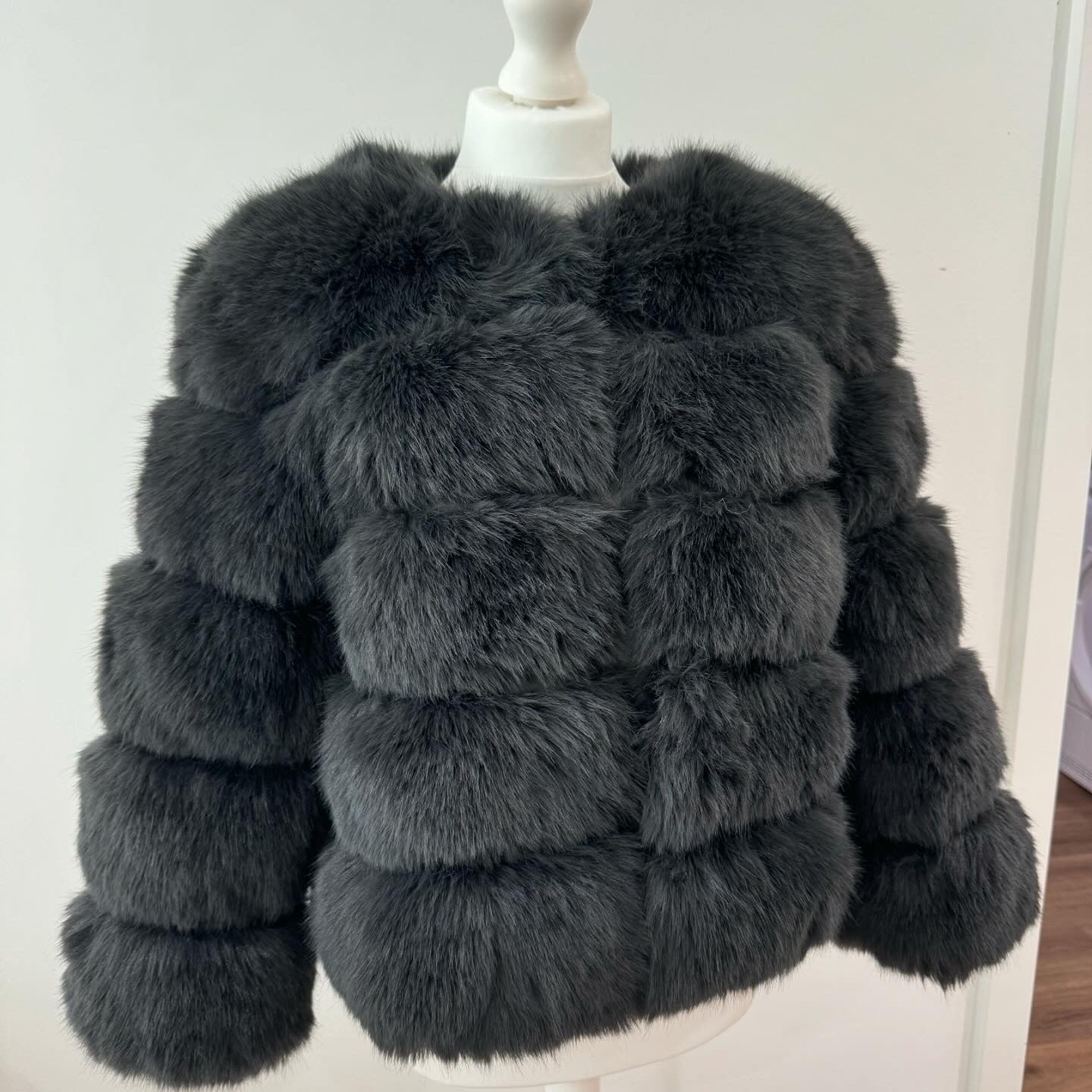 Faux Fur 5 Row Cropped Sleeve Coats [2/4 Week Delivery]