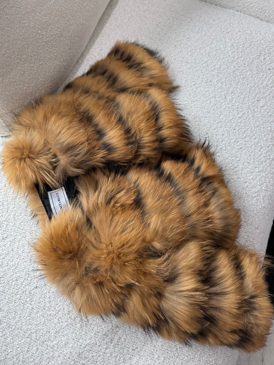 Mini’s Raccoon Fur Coats (10/18 Day Delivery)