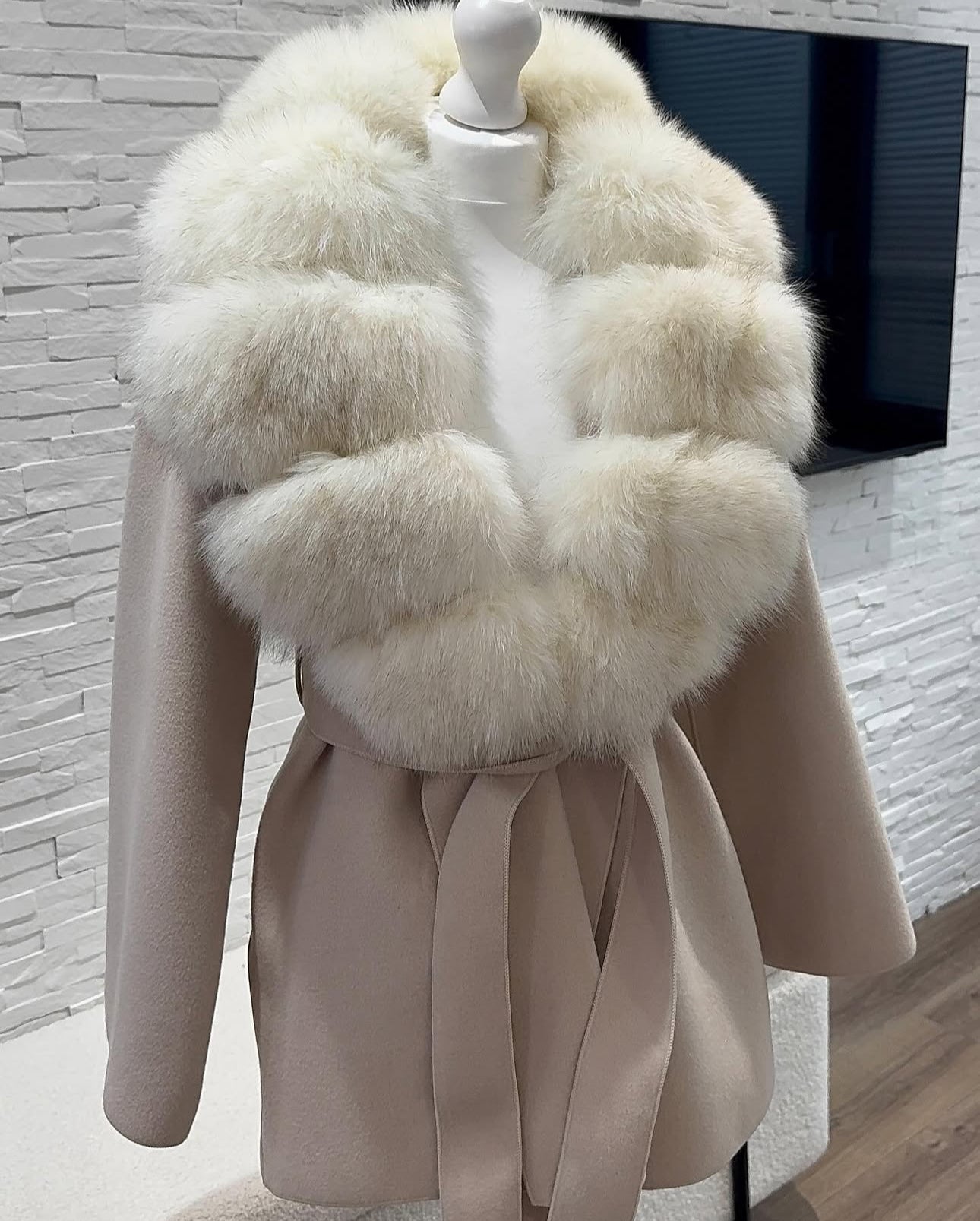 ‘Dolcie’ Short Fox Fur Trim Coat